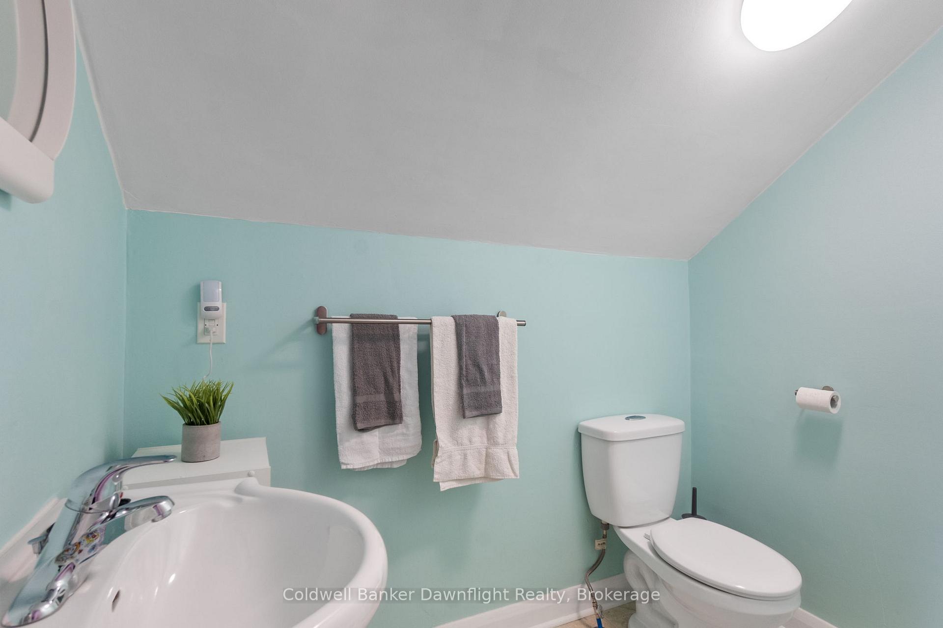 Photo 26 of 55 Sanders Street E, South Huron, Exeter — HOMEH