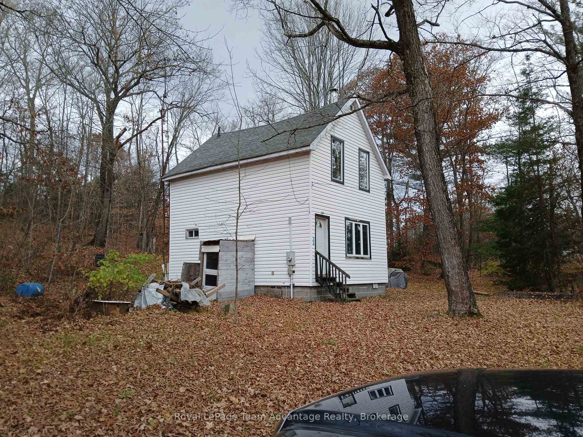 Photo 2 of 109 Blackstone/crane Lk Road, Seguin — HOMEH