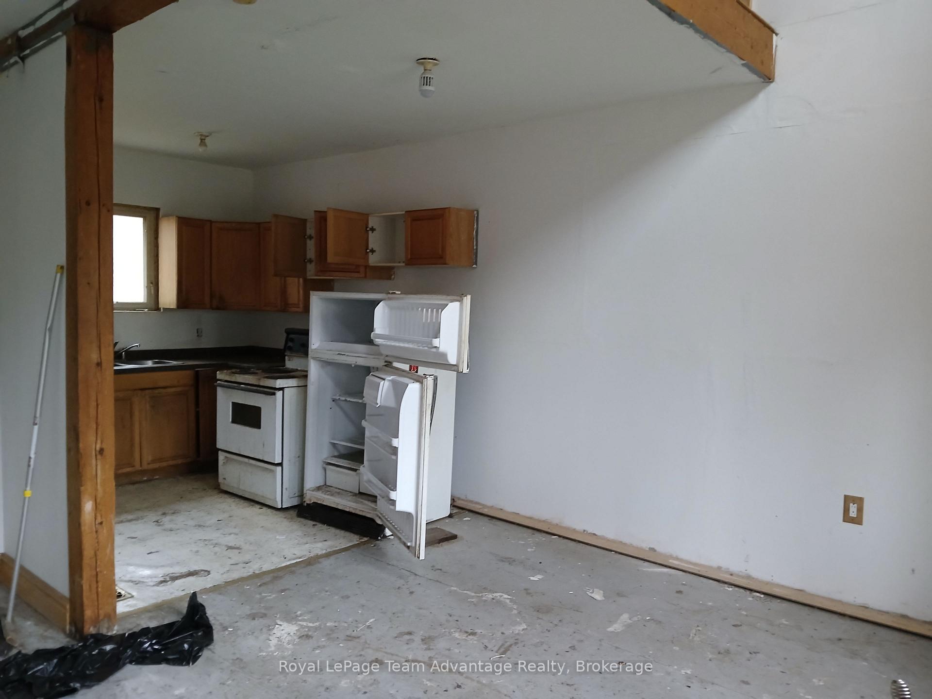 Photo 8 of 109 Blackstone/crane Lk Road, Seguin — HOMEH