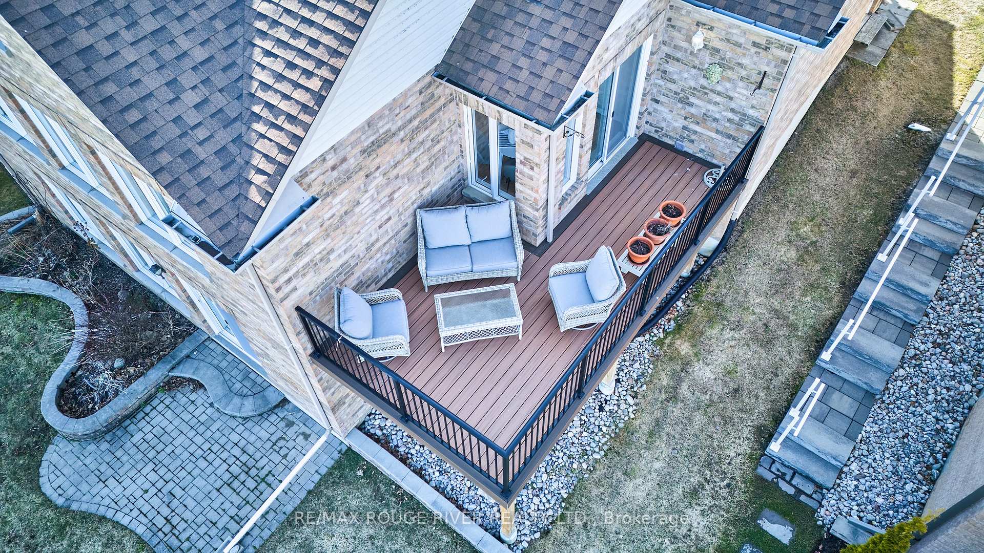 Photo 6 of 203 Waterbury Crescent, Scugog, Port Perry — HOMEH