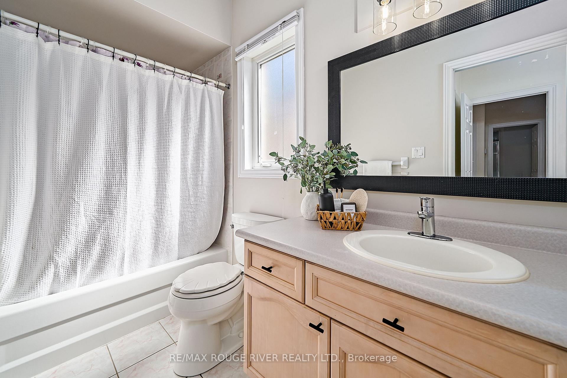 Photo 16 of 203 Waterbury Crescent, Scugog, Port Perry — HOMEH