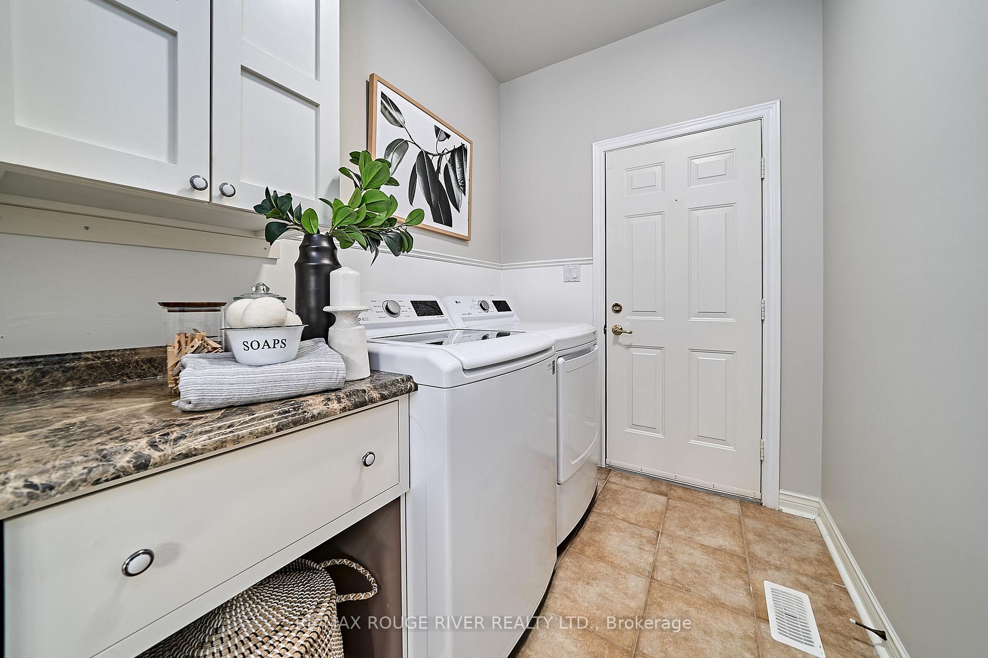 Photo 20 of 203 Waterbury Crescent, Scugog, Port Perry — HOMEH
