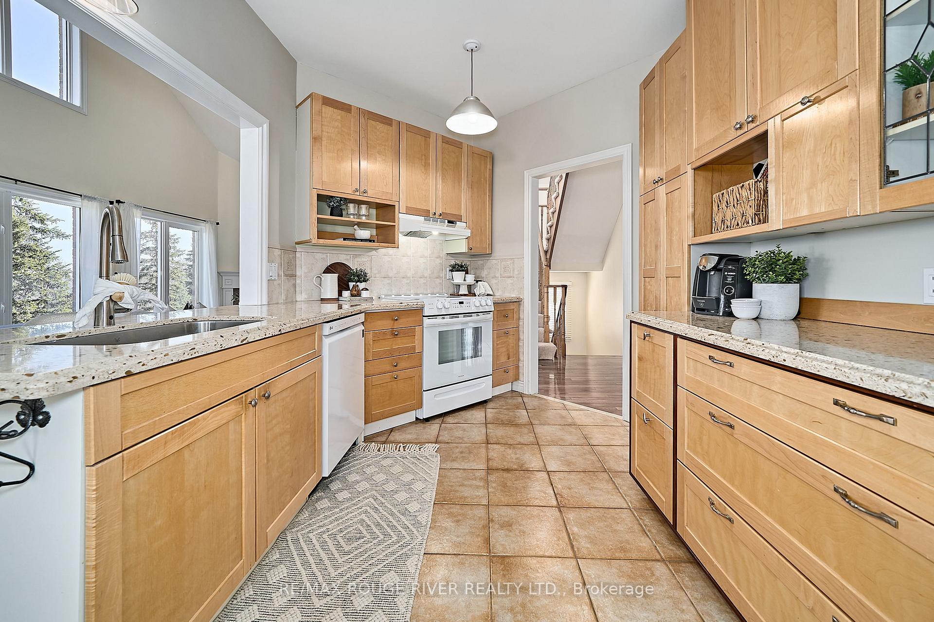 Photo 25 of 203 Waterbury Crescent, Scugog, Port Perry — HOMEH