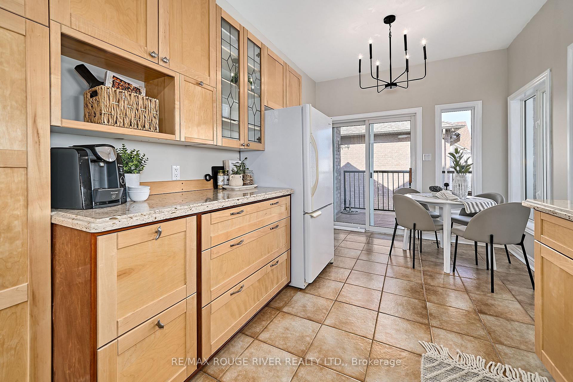 Photo 26 of 203 Waterbury Crescent, Scugog, Port Perry — HOMEH