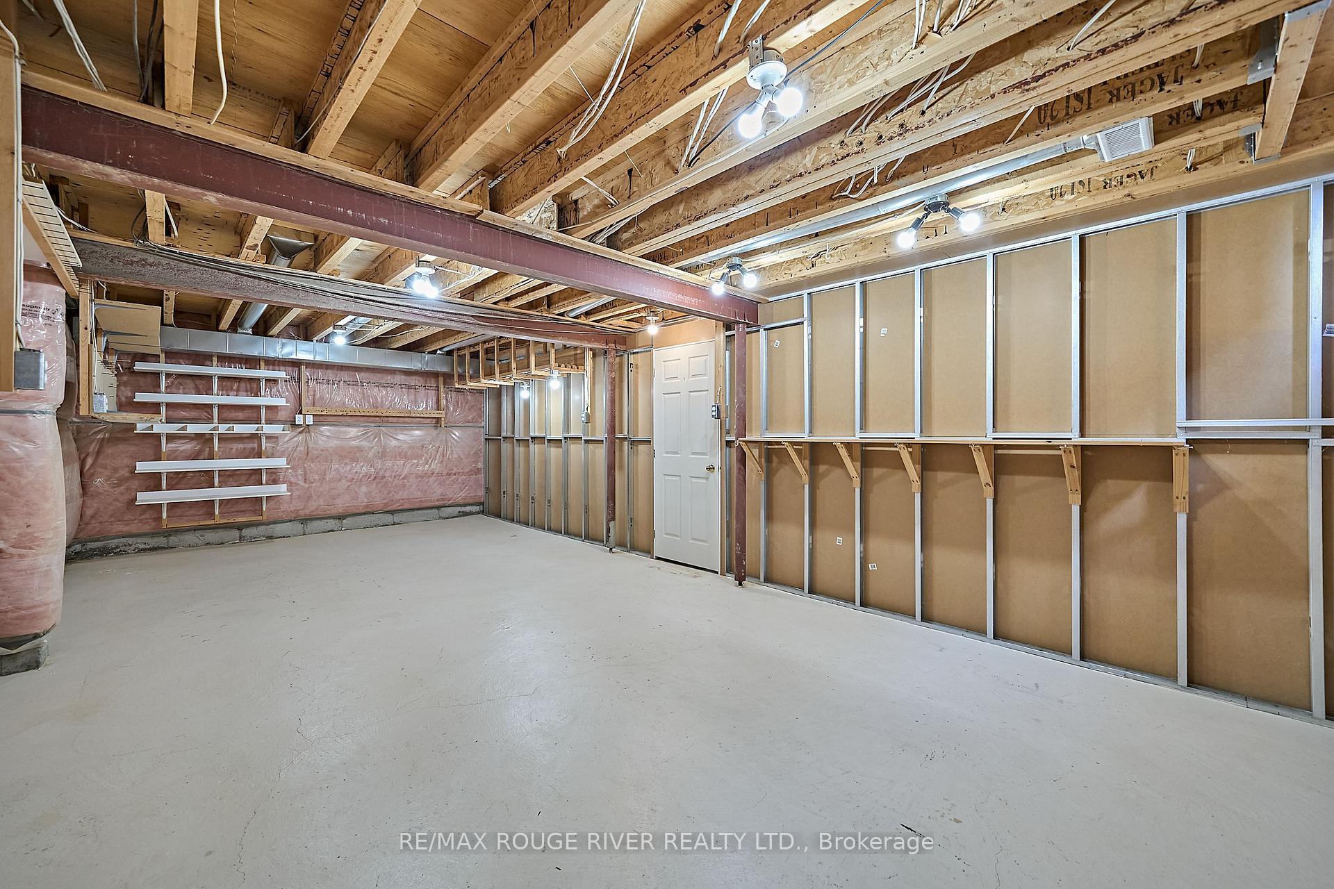 Photo 48 of 203 Waterbury Crescent, Scugog, Port Perry — HOMEH