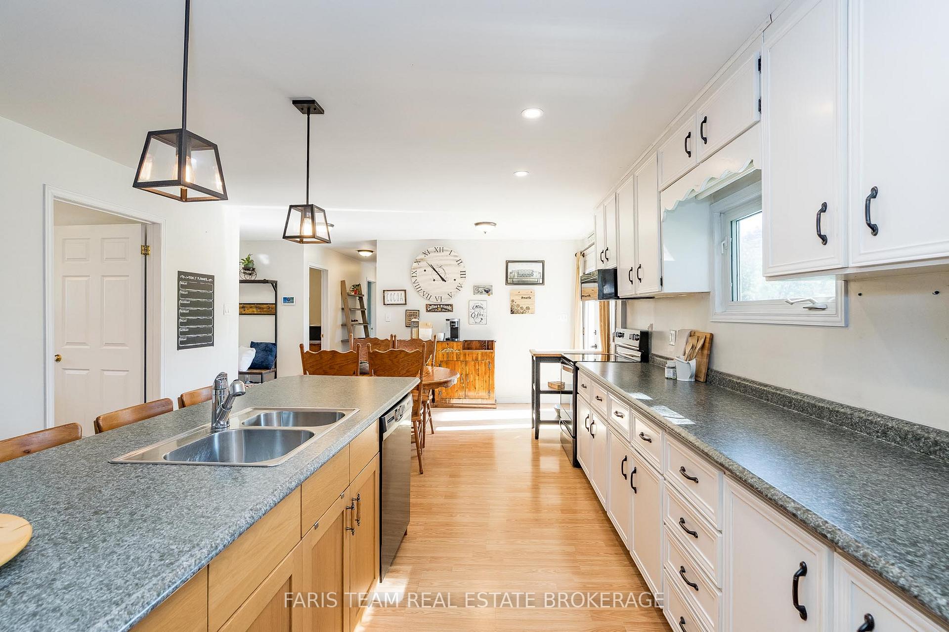 Photo 7 of 2243 Anderson Line, Severn, Coldwater — HOMEH