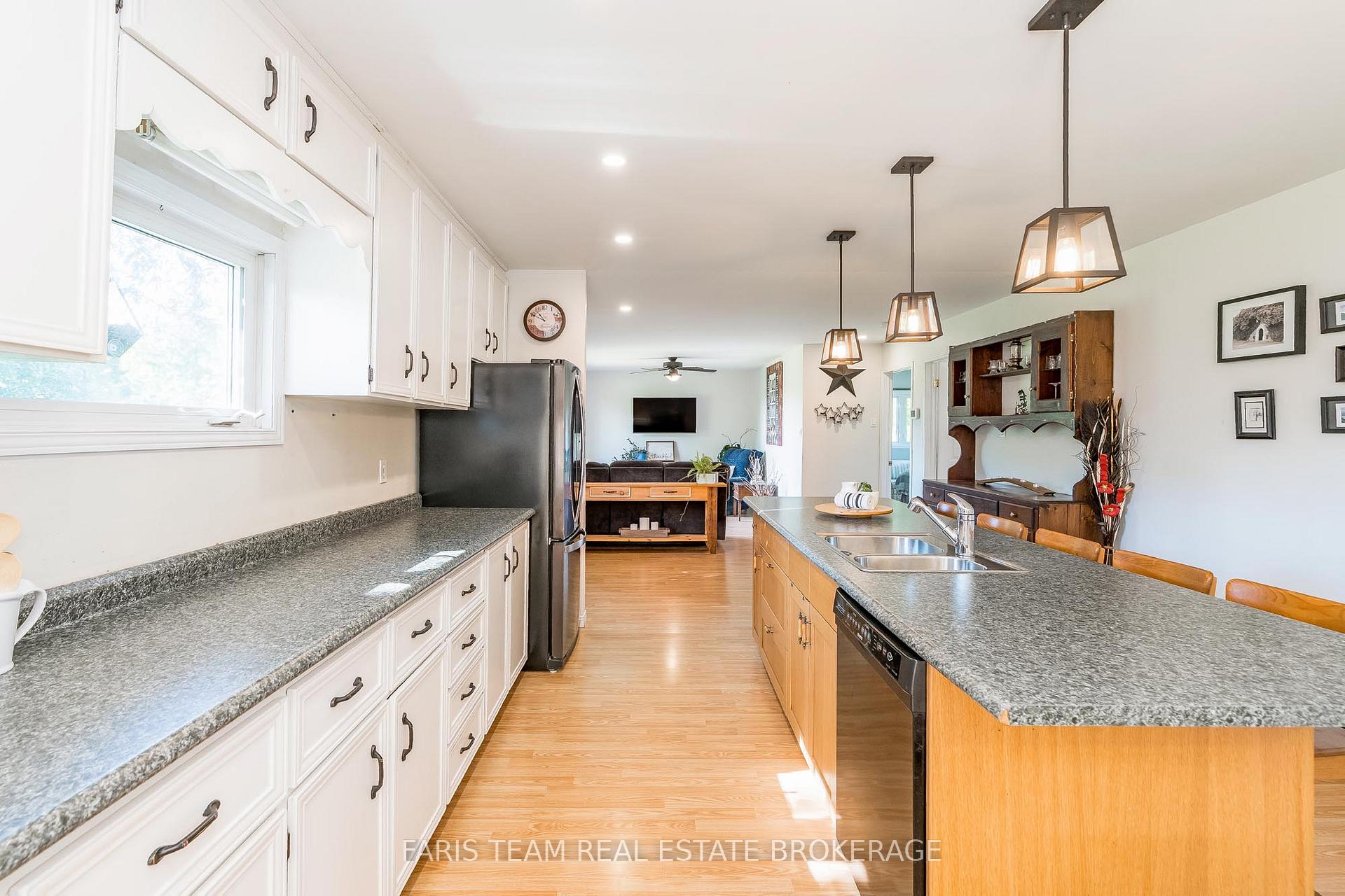 Photo 8 of 2243 Anderson Line, Severn, Coldwater — HOMEH