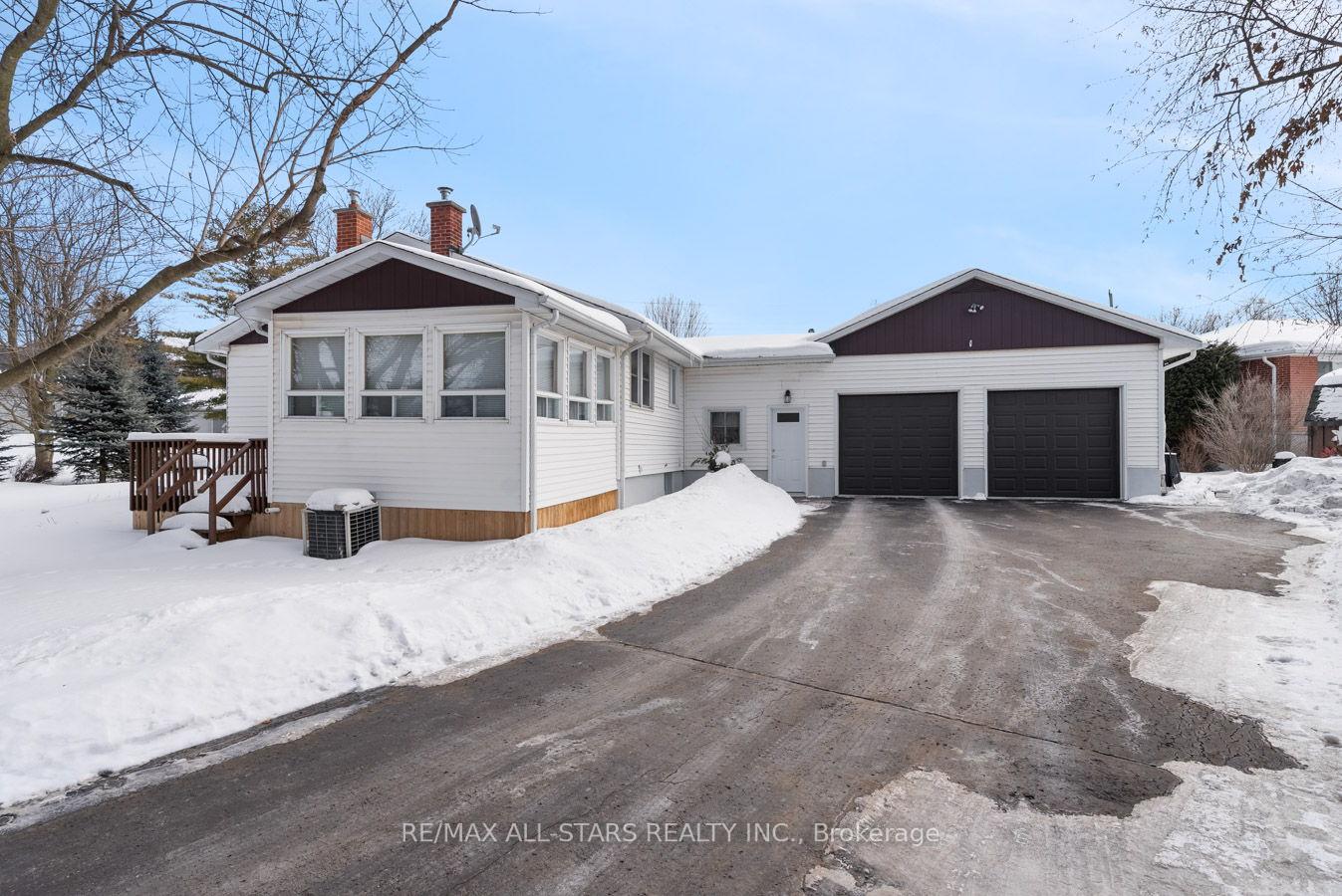 Photo 5 of 46 Allan Street, Scugog, Port Perry — HOMEH
