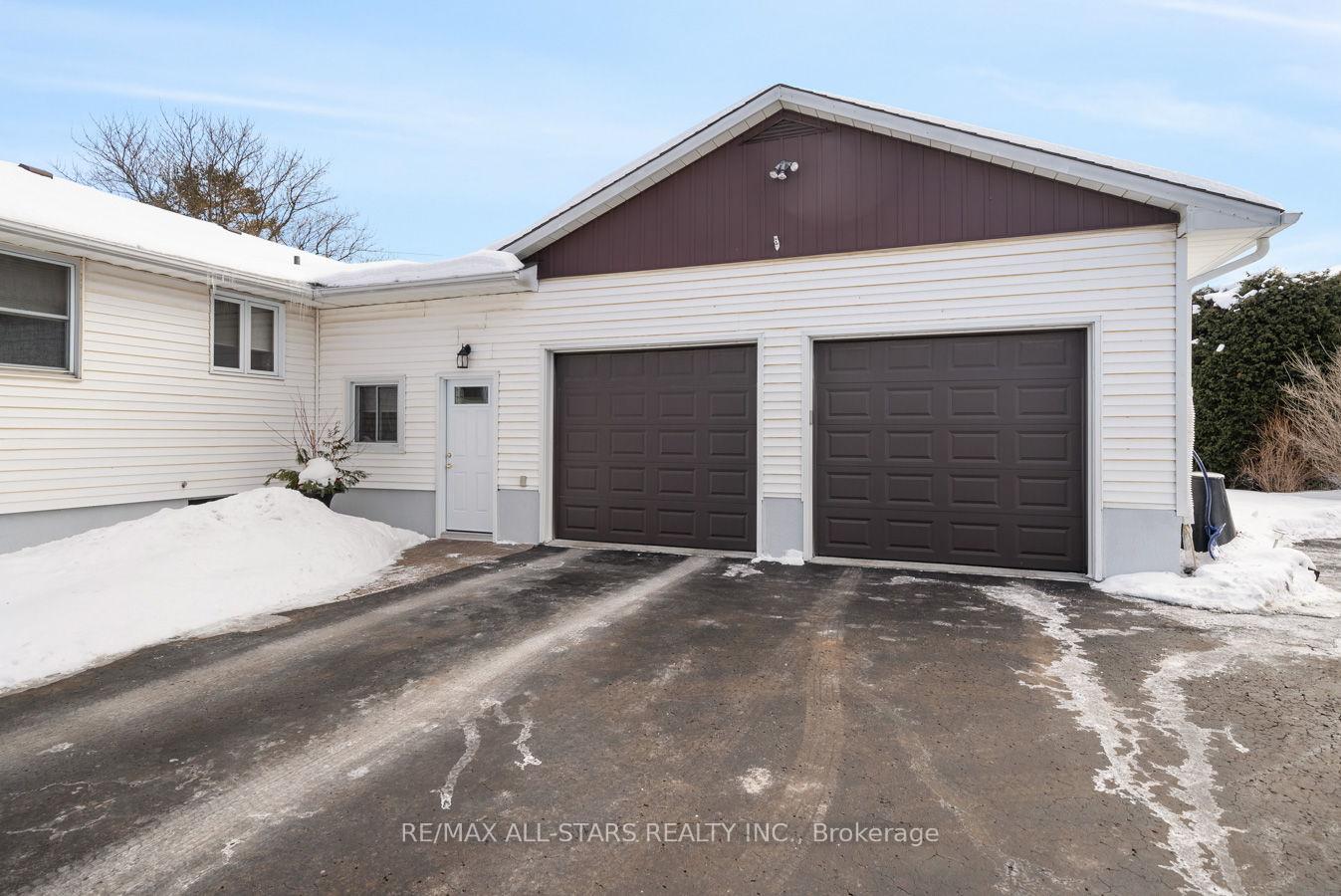 Photo 7 of 46 Allan Street, Scugog, Port Perry — HOMEH