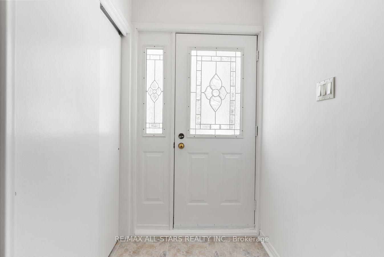 Photo 10 of 46 Allan Street, Scugog, Port Perry — HOMEH