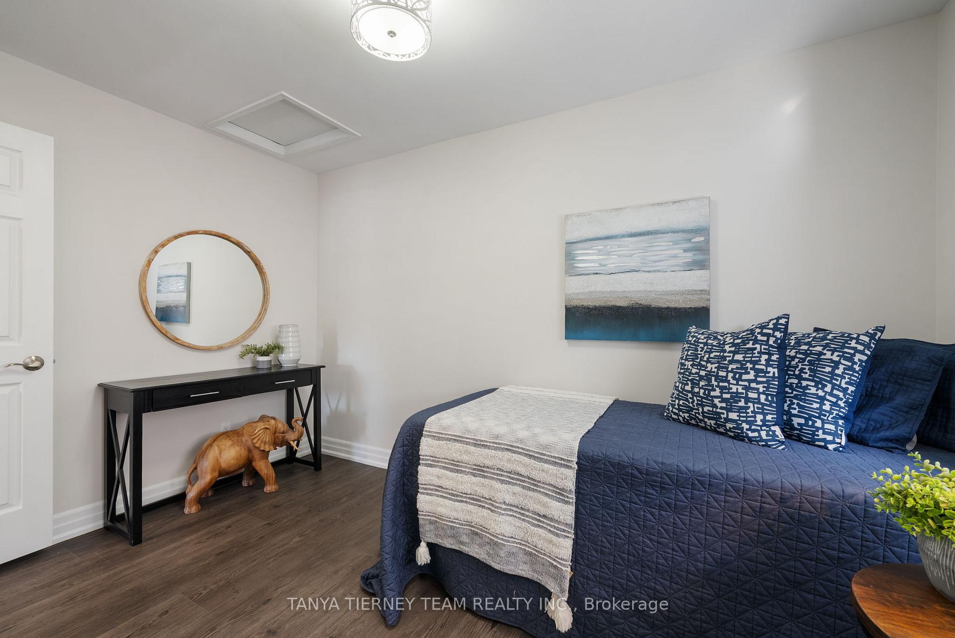 Photo 21 of 52 Perryview Drive, Scugog, Port Perry — HOMEH