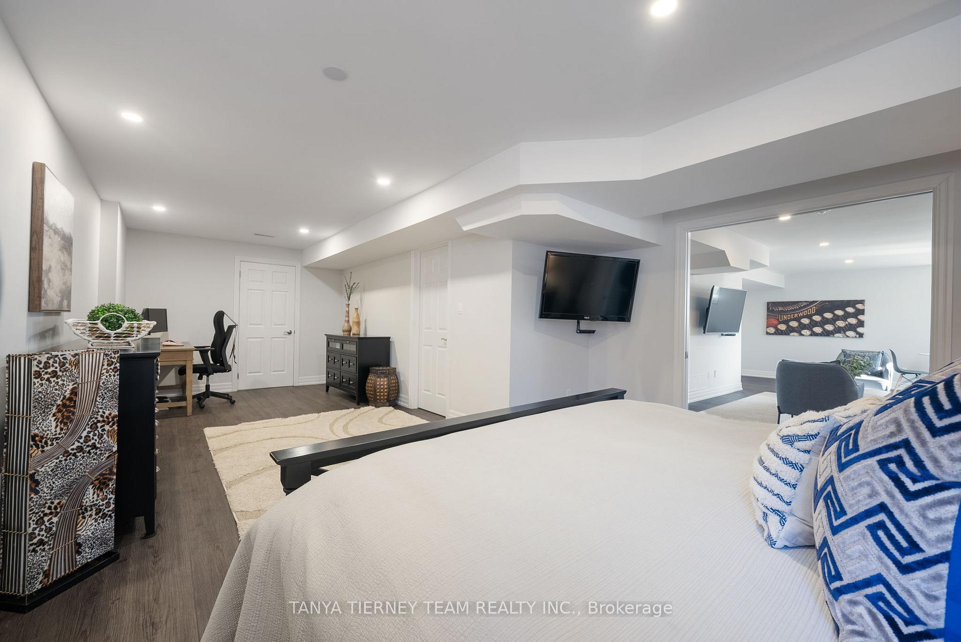 Photo 32 of 52 Perryview Drive, Scugog, Port Perry — HOMEH