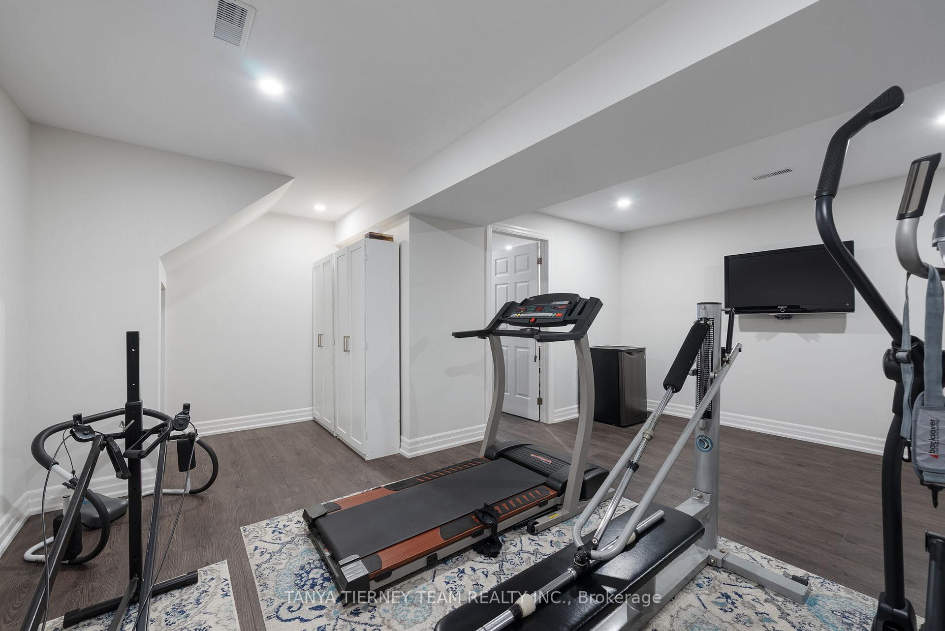 Photo 35 of 52 Perryview Drive, Scugog, Port Perry — HOMEH