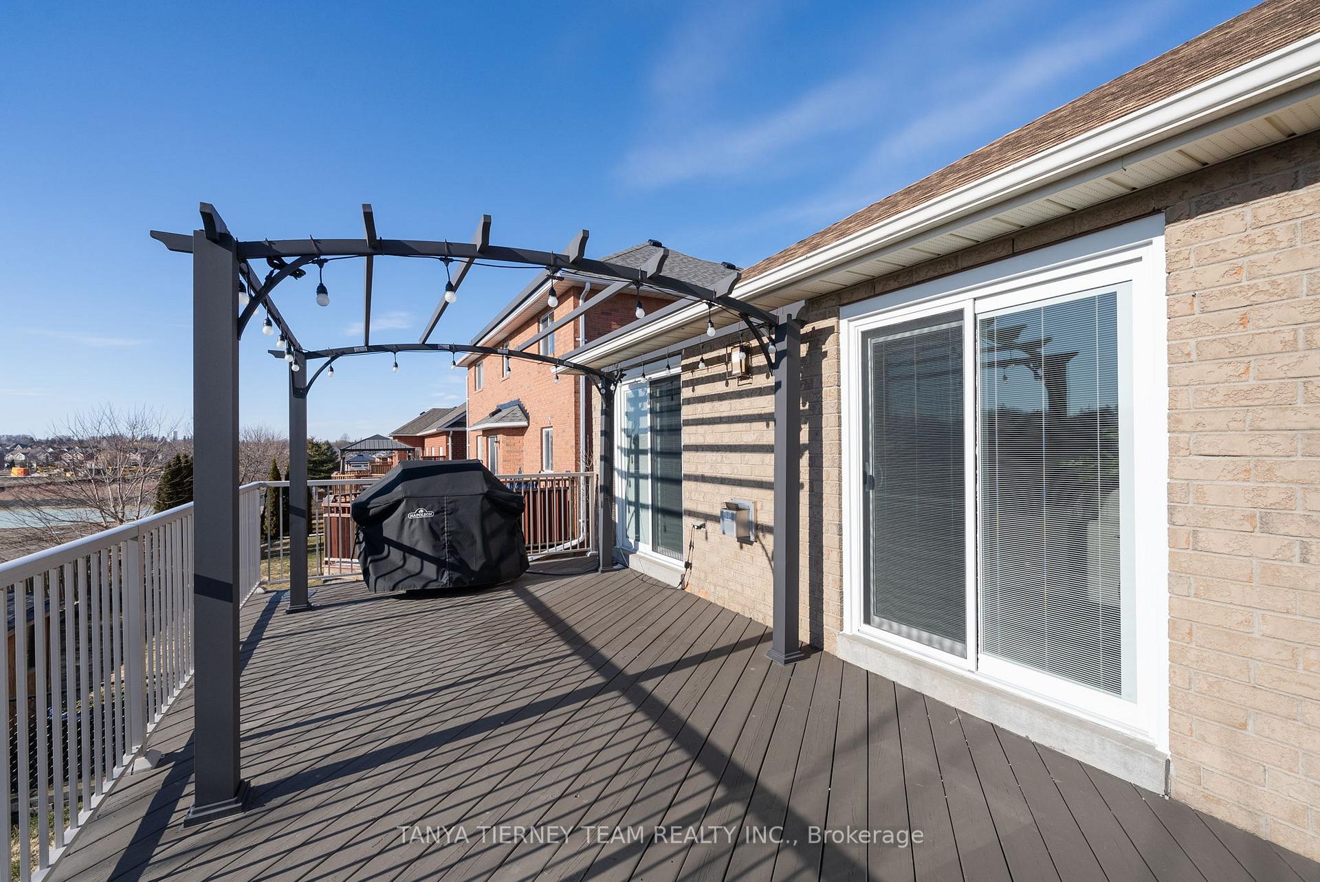 Photo 40 of 52 Perryview Drive, Scugog, Port Perry — HOMEH