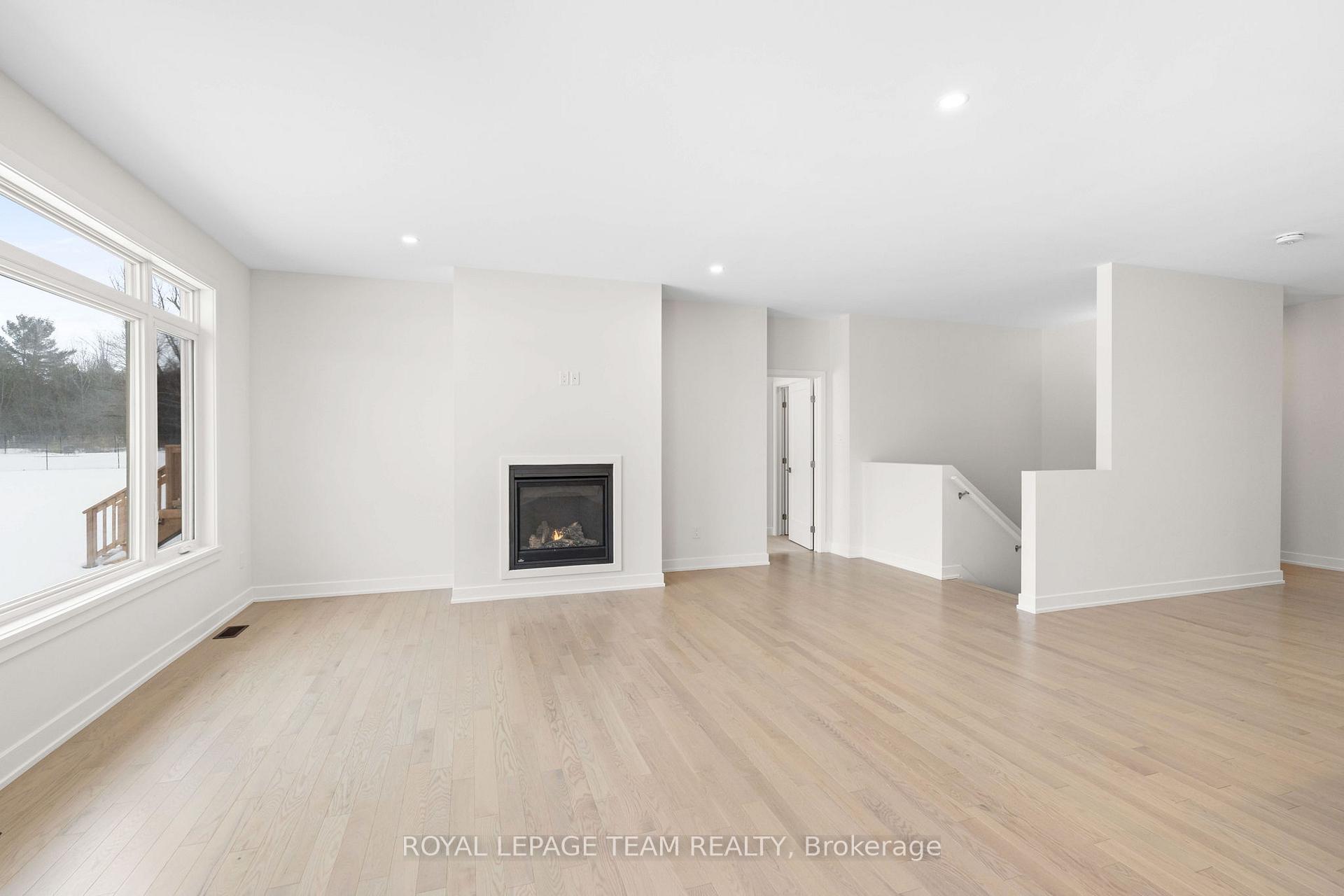 Photo 19 of 285 Wood Avenue, Smiths Falls — HOMEH