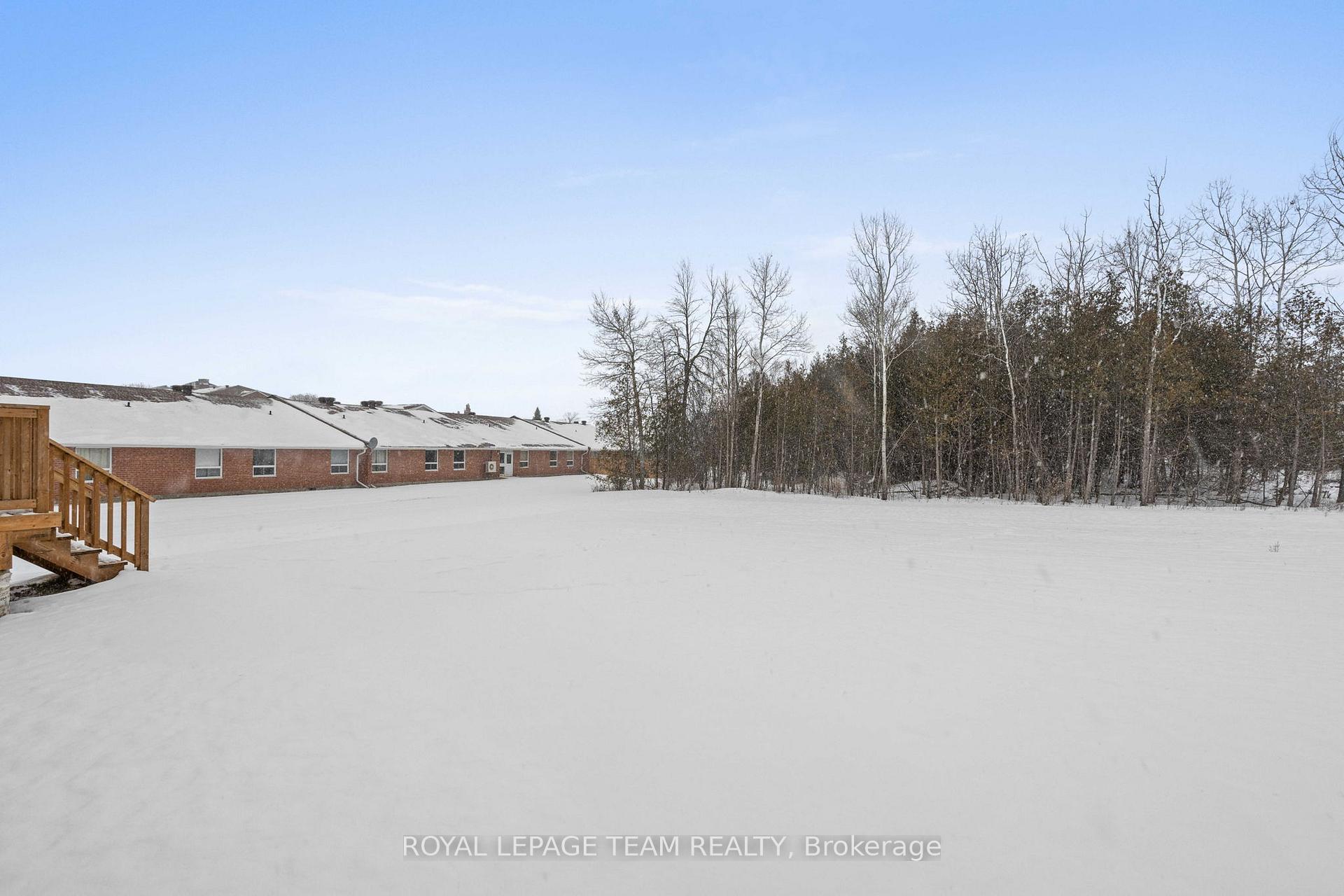 Photo 32 of 285 Wood Avenue, Smiths Falls — HOMEH