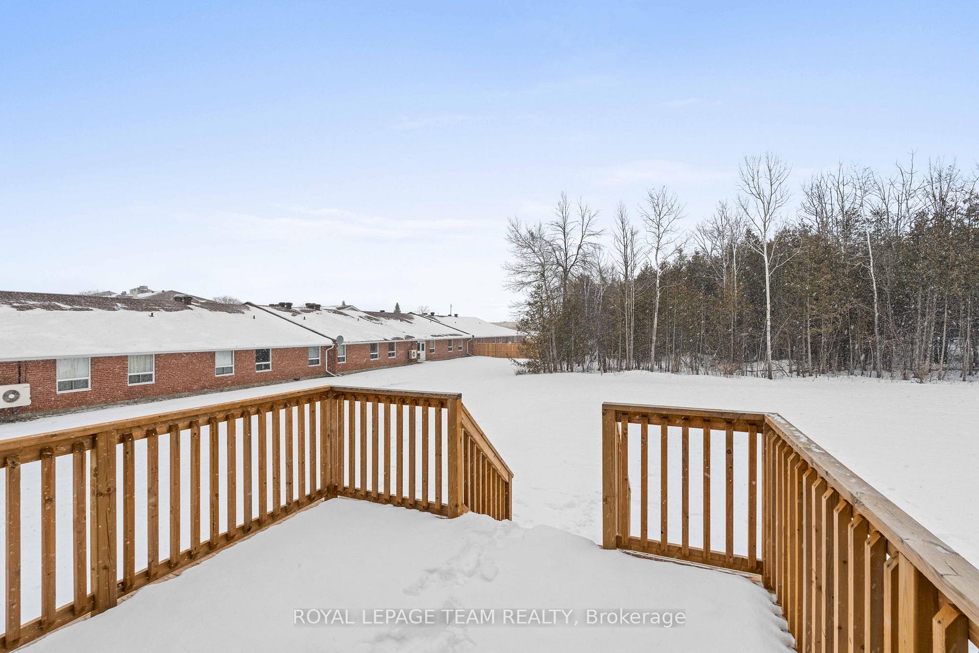 Photo 33 of 285 Wood Avenue, Smiths Falls — HOMEH