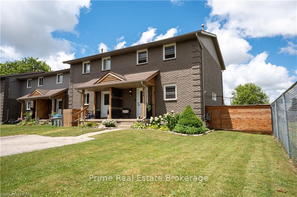Front of 146 Simcoe Street