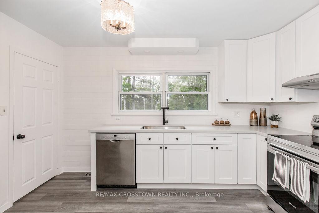 Photo 17 of 3495 Brennan Line, Severn, Rural Severn — HOMEH