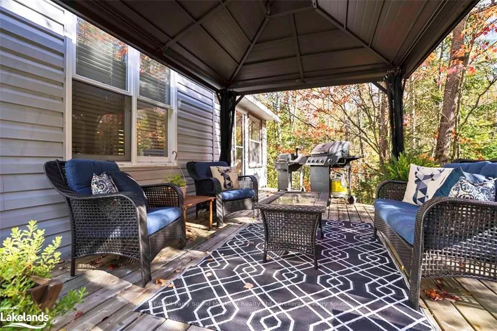 Photo 6 of 33 Humphrey Drive, Seguin, Humphrey — HOMEH
