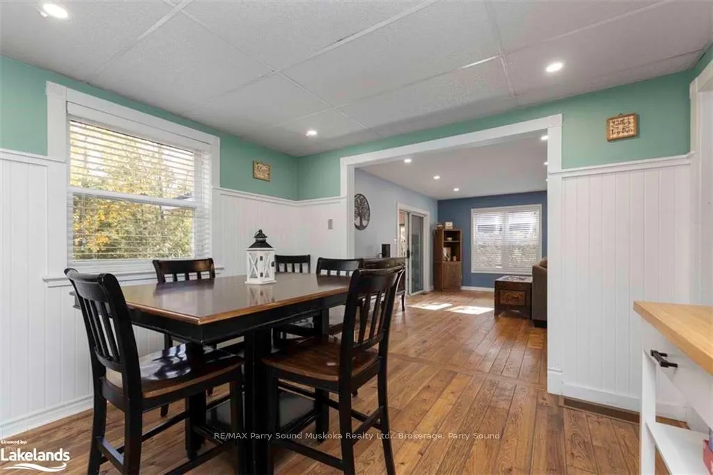 Photo 10 of 33 Humphrey Drive, Seguin, Humphrey — HOMEH