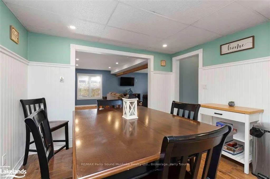 Photo 11 of 33 Humphrey Drive, Seguin, Humphrey — HOMEH