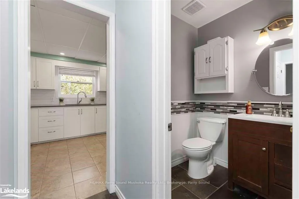 Photo 16 of 33 Humphrey Drive, Seguin, Humphrey — HOMEH