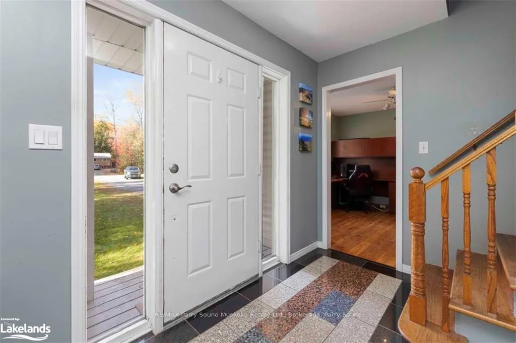 Photo 18 of 33 Humphrey Drive, Seguin, Humphrey — HOMEH