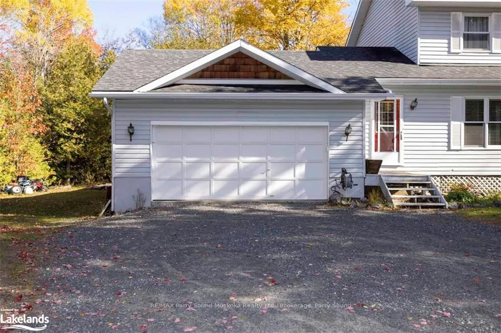 Photo 33 of 33 Humphrey Drive, Seguin, Humphrey — HOMEH
