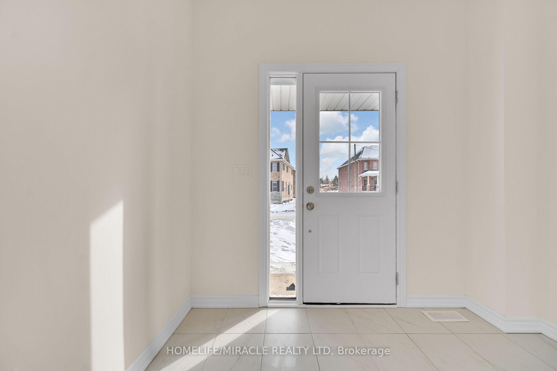 Photo 3 of 33 Raines Road, Scugog, Port Perry — HOMEH