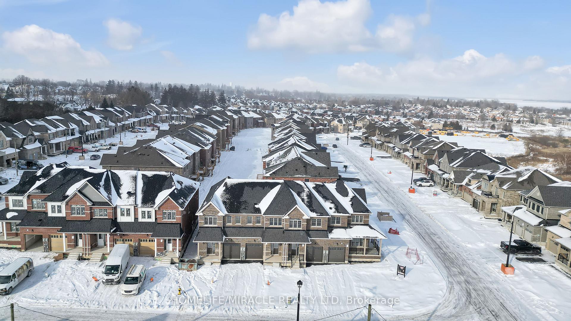 Photo 34 of 33 Raines Road, Scugog, Port Perry — HOMEH