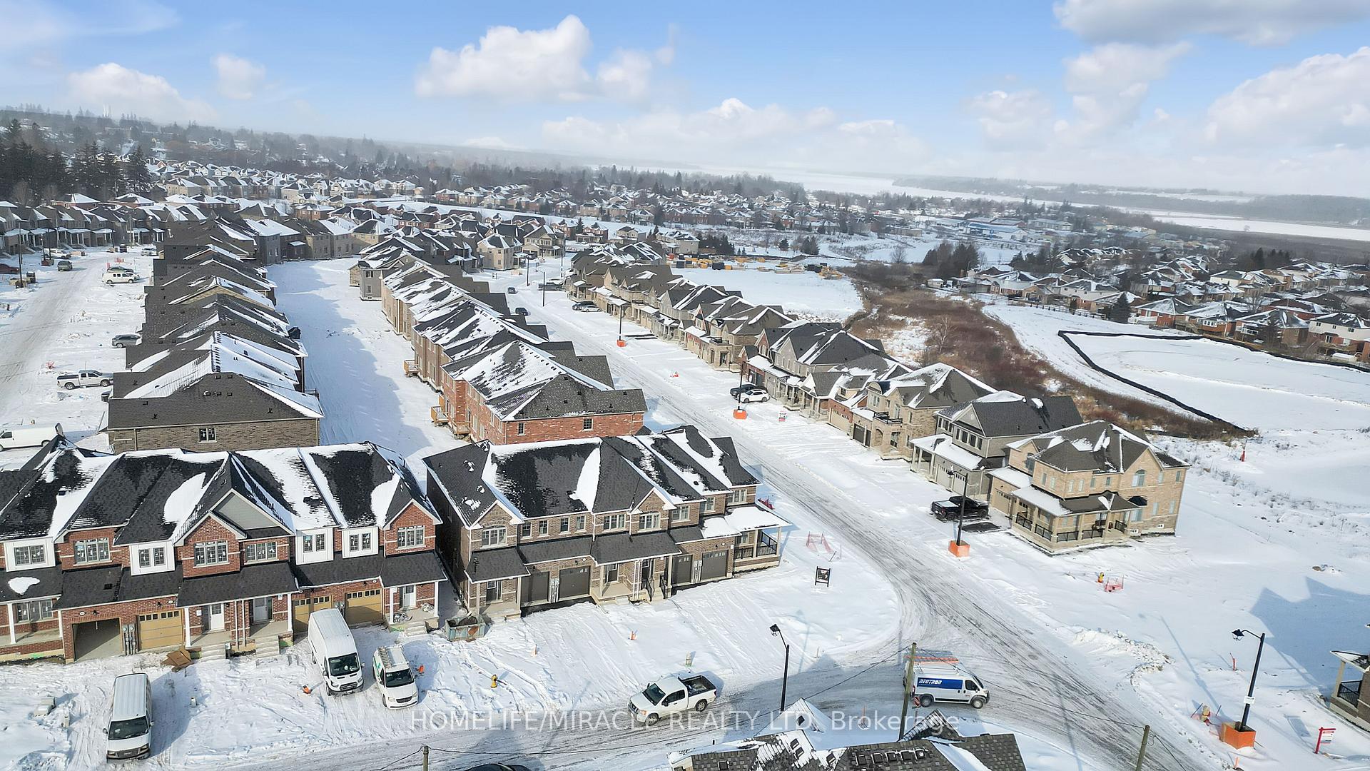 Photo 35 of 33 Raines Road, Scugog, Port Perry — HOMEH