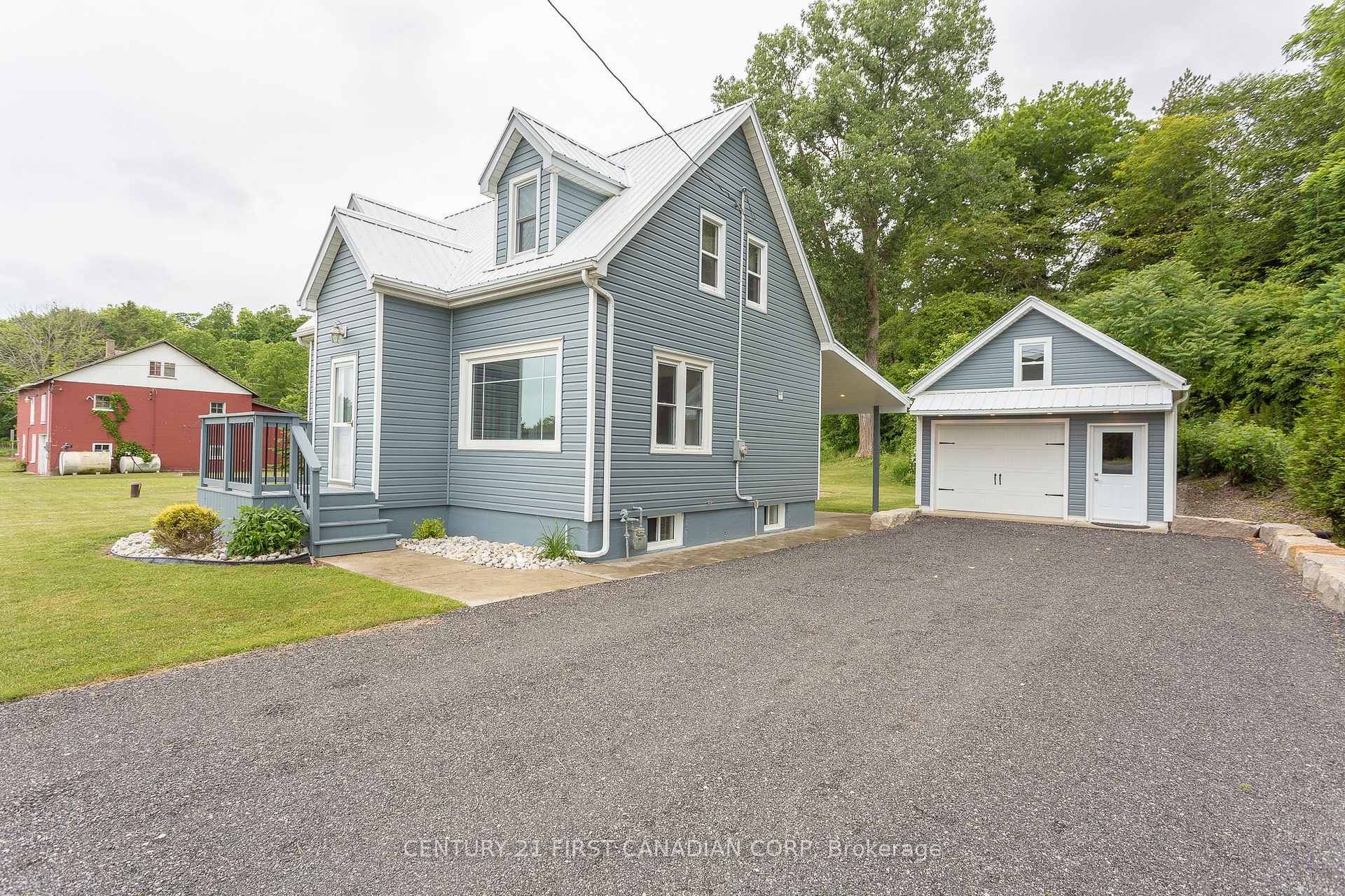 Photo 2 of 4025 Union Road, Southwold, Rural Southwold — HOMEH