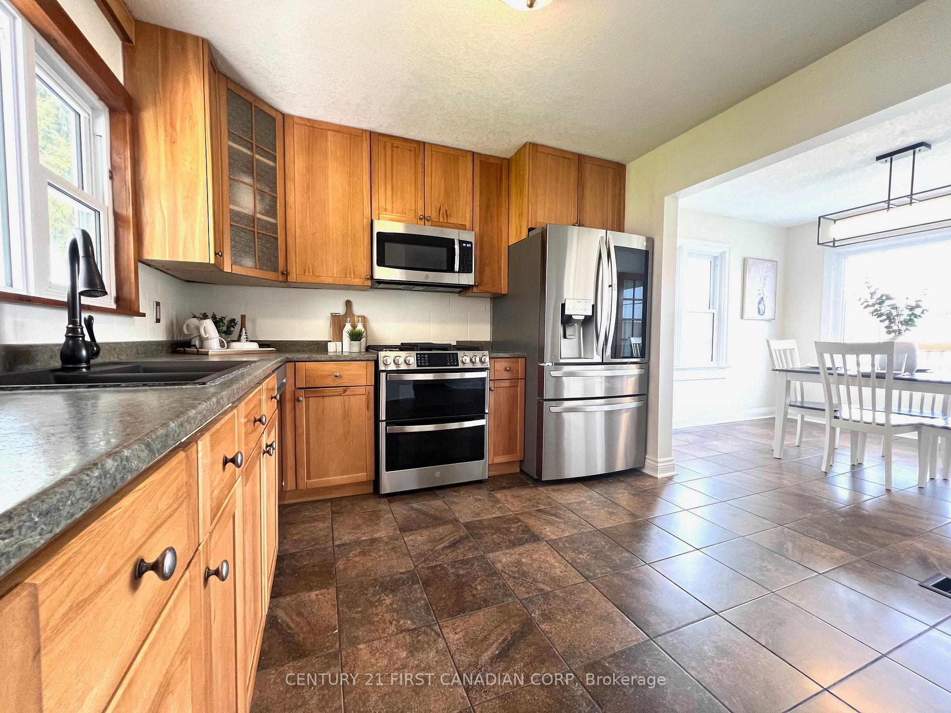 Photo 6 of 4025 Union Road, Southwold, Rural Southwold — HOMEH