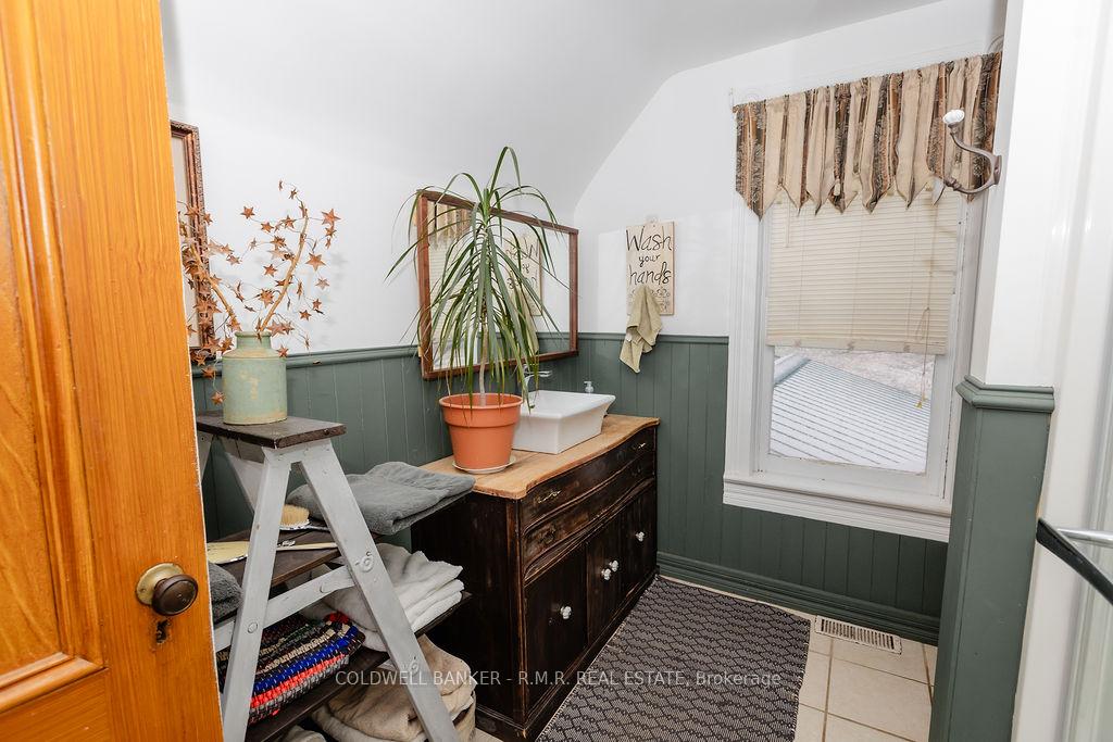 Photo 20 of 925 Cragg Road, Scugog, Rural Scugog — HOMEH
