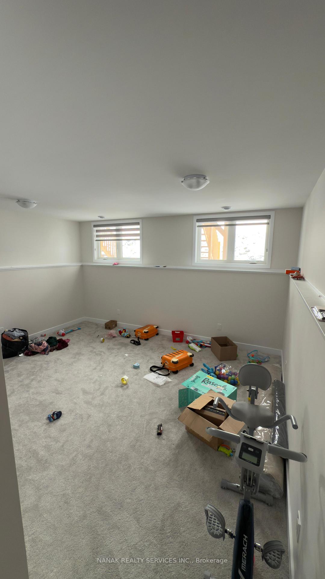 Photo 2 of 84 Staples Boulevard, Smiths Falls — HOMEH