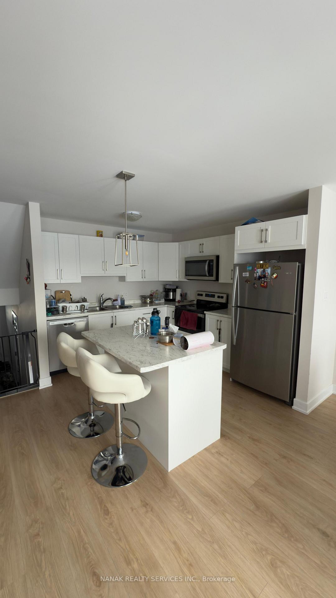 Photo 3 of 84 Staples Boulevard, Smiths Falls — HOMEH