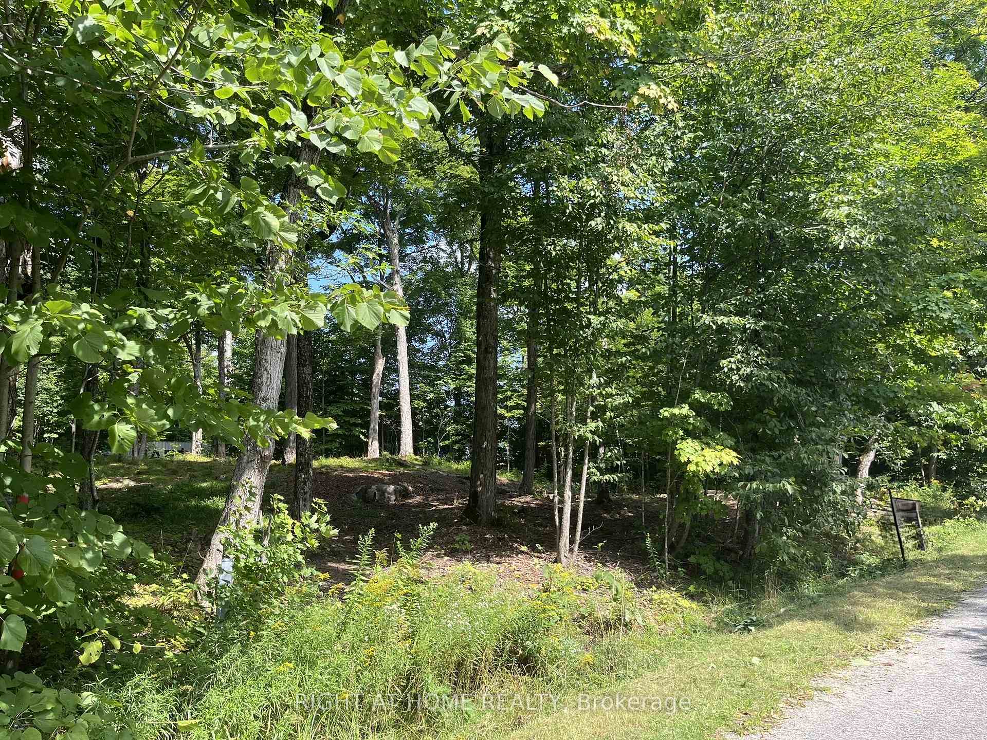 Photo 2 of Magor Drive, Seguin — HOMEH