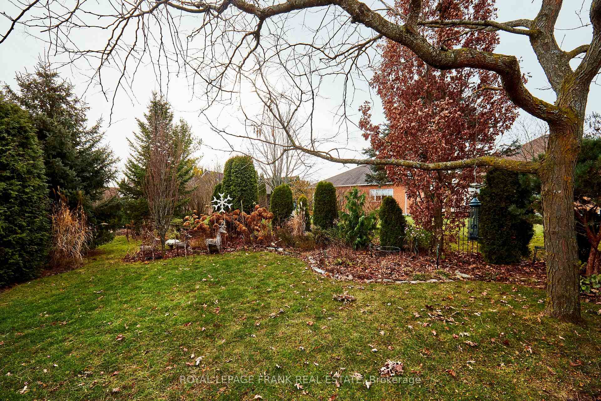 Photo 6 of 78 Country Estates Drive, Scugog, Port Perry — HOMEH