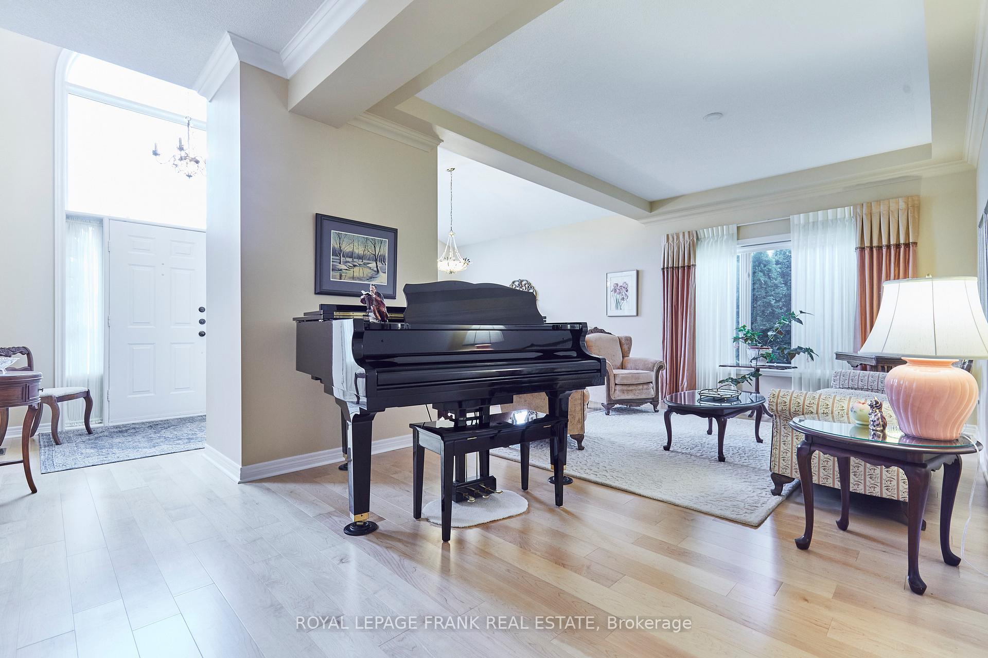 Photo 11 of 78 Country Estates Drive, Scugog, Port Perry — HOMEH