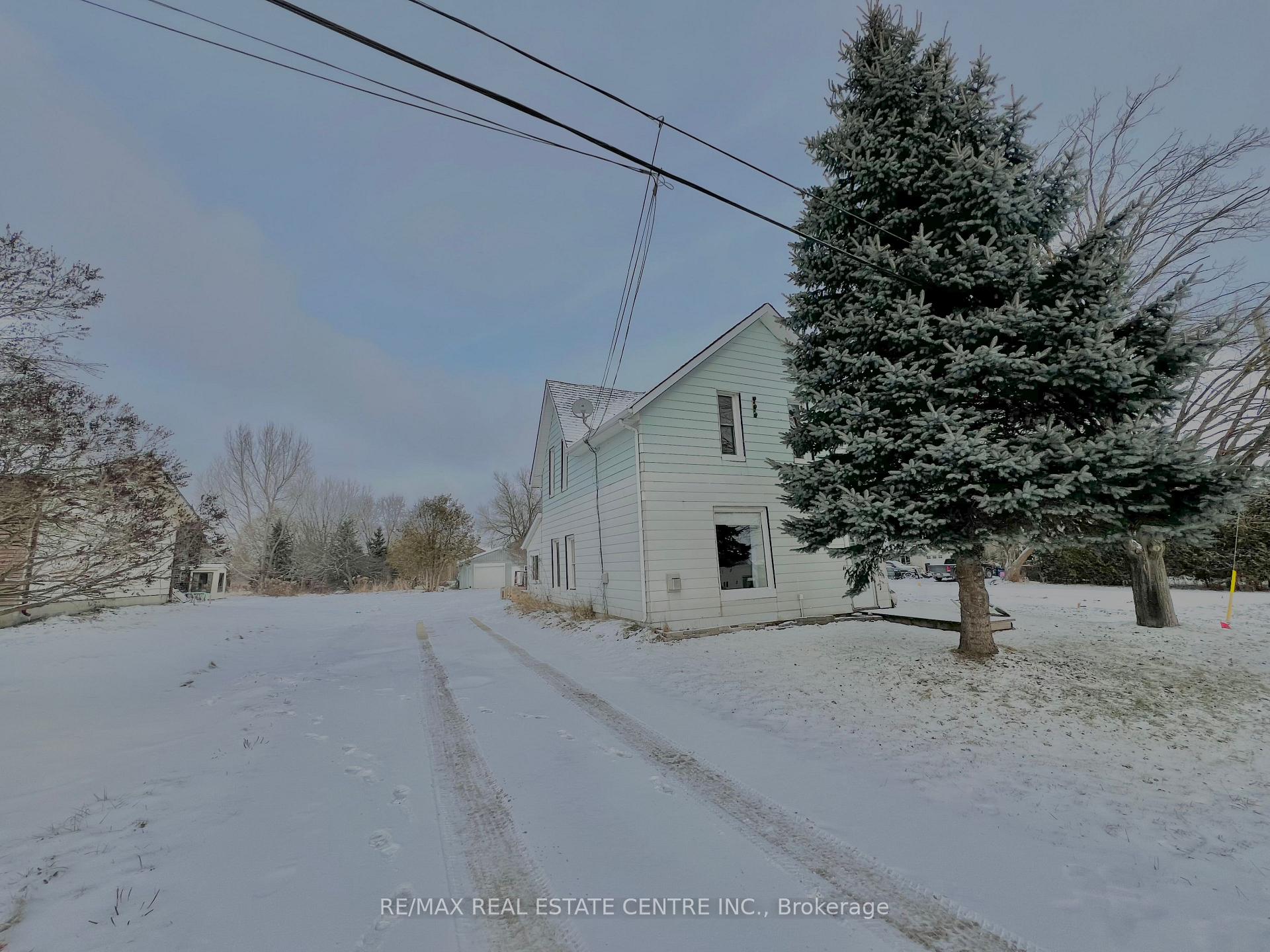 Photo 3 of 430 Main Street W, Shelburne — HOMEH