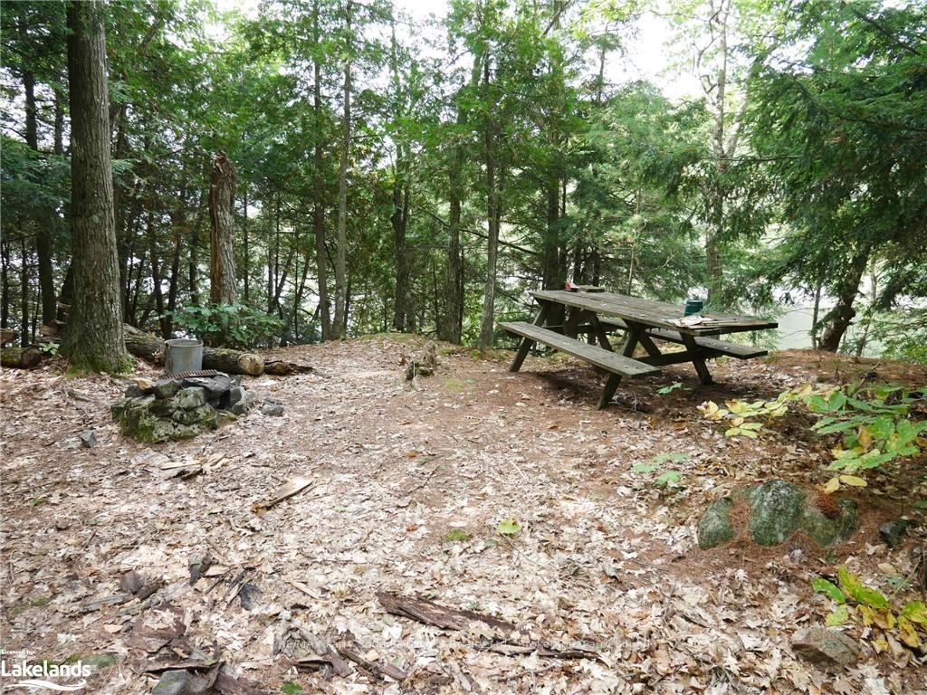 Photo 10 of 773 Mccoy Lake, Seguin — HOMEH