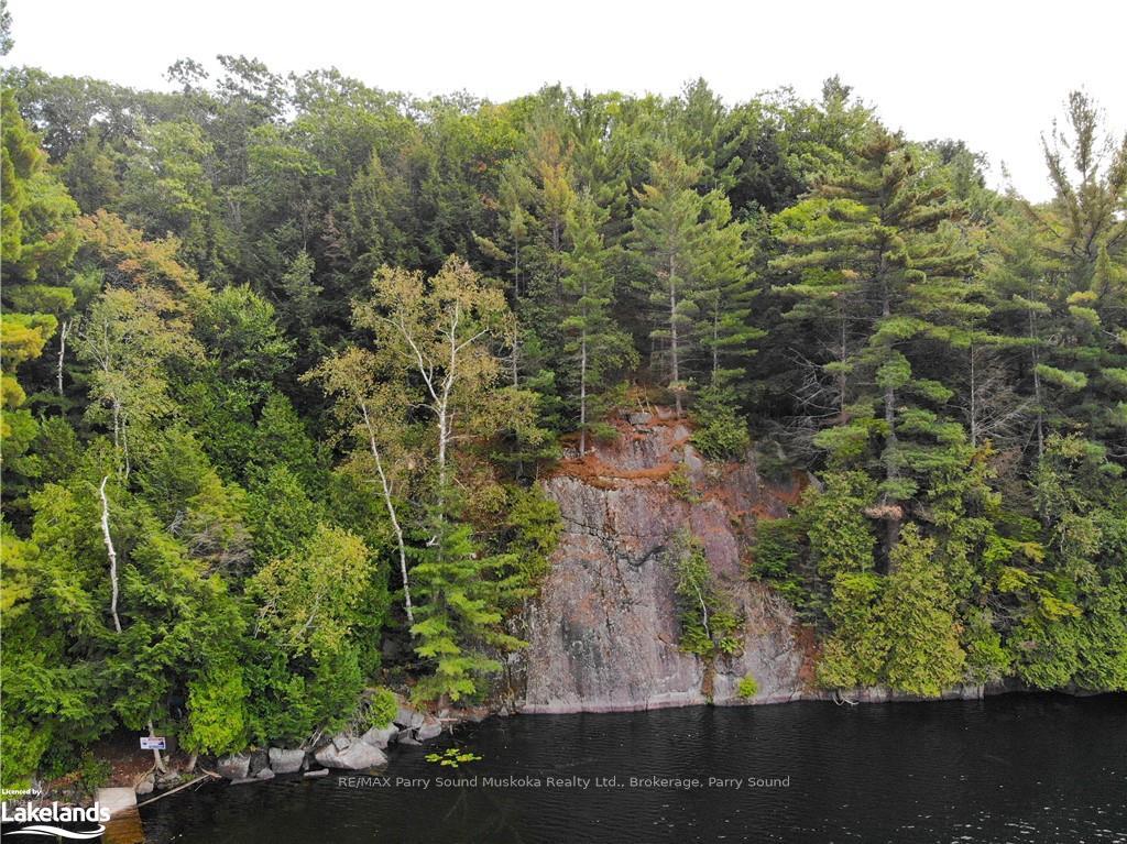 Photo 20 of 773 Mccoy Lake, Seguin — HOMEH