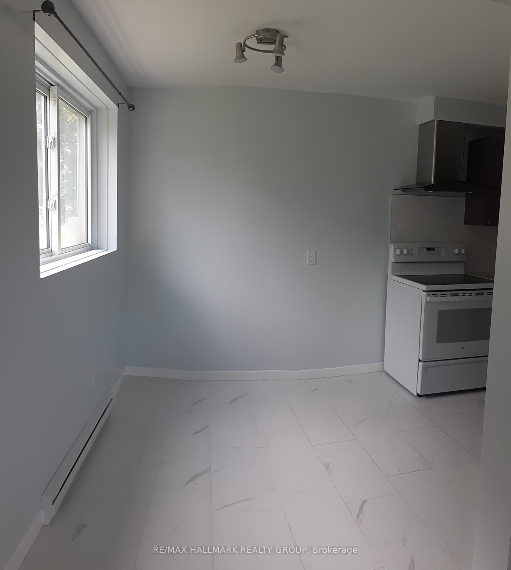 Photo 8 of Unit 2, 26 Bourke Street, Smiths Falls — HOMEH