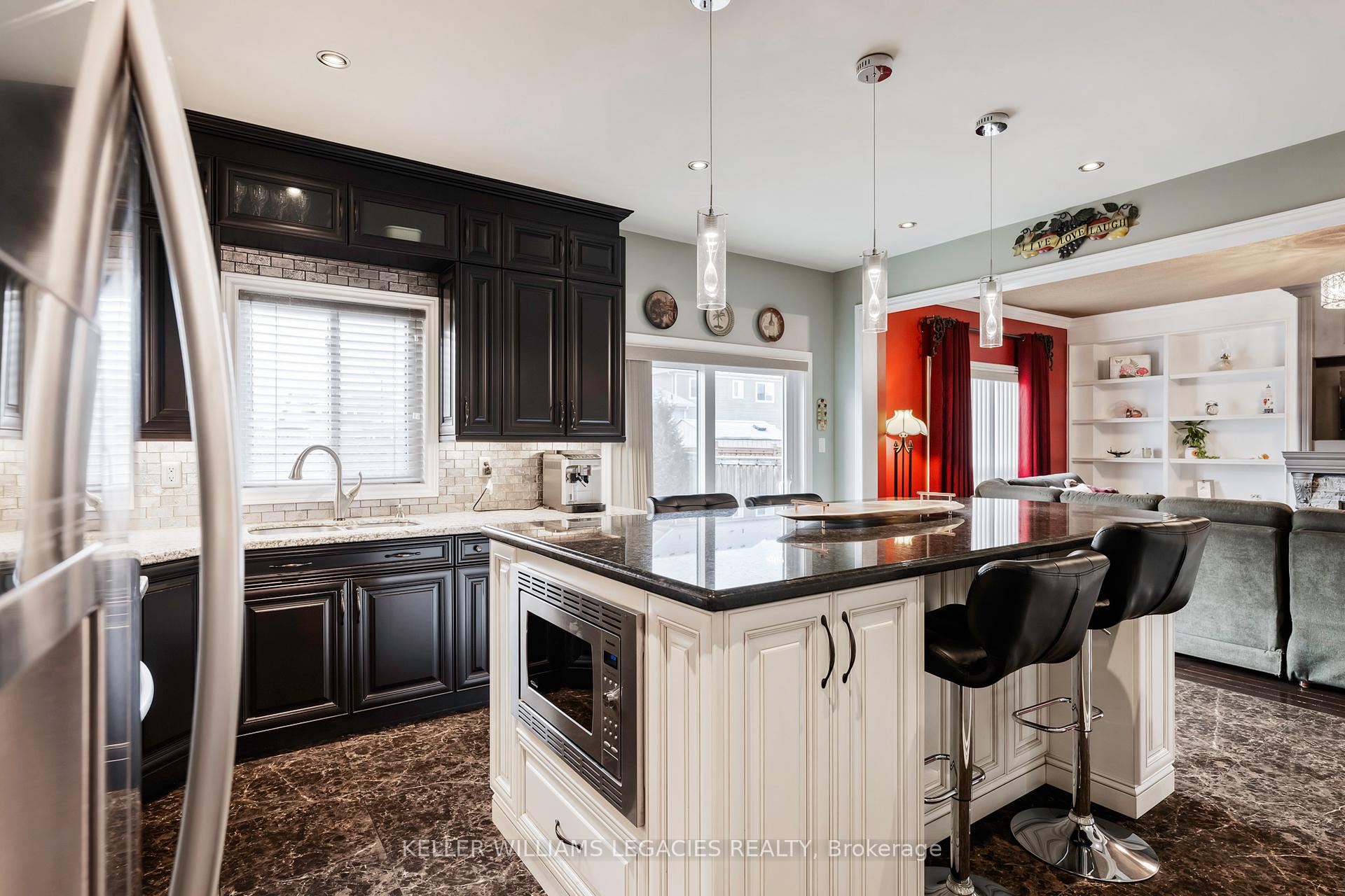 Photo 18 of 865 O'Reilly Crescent, Shelburne — HOMEH