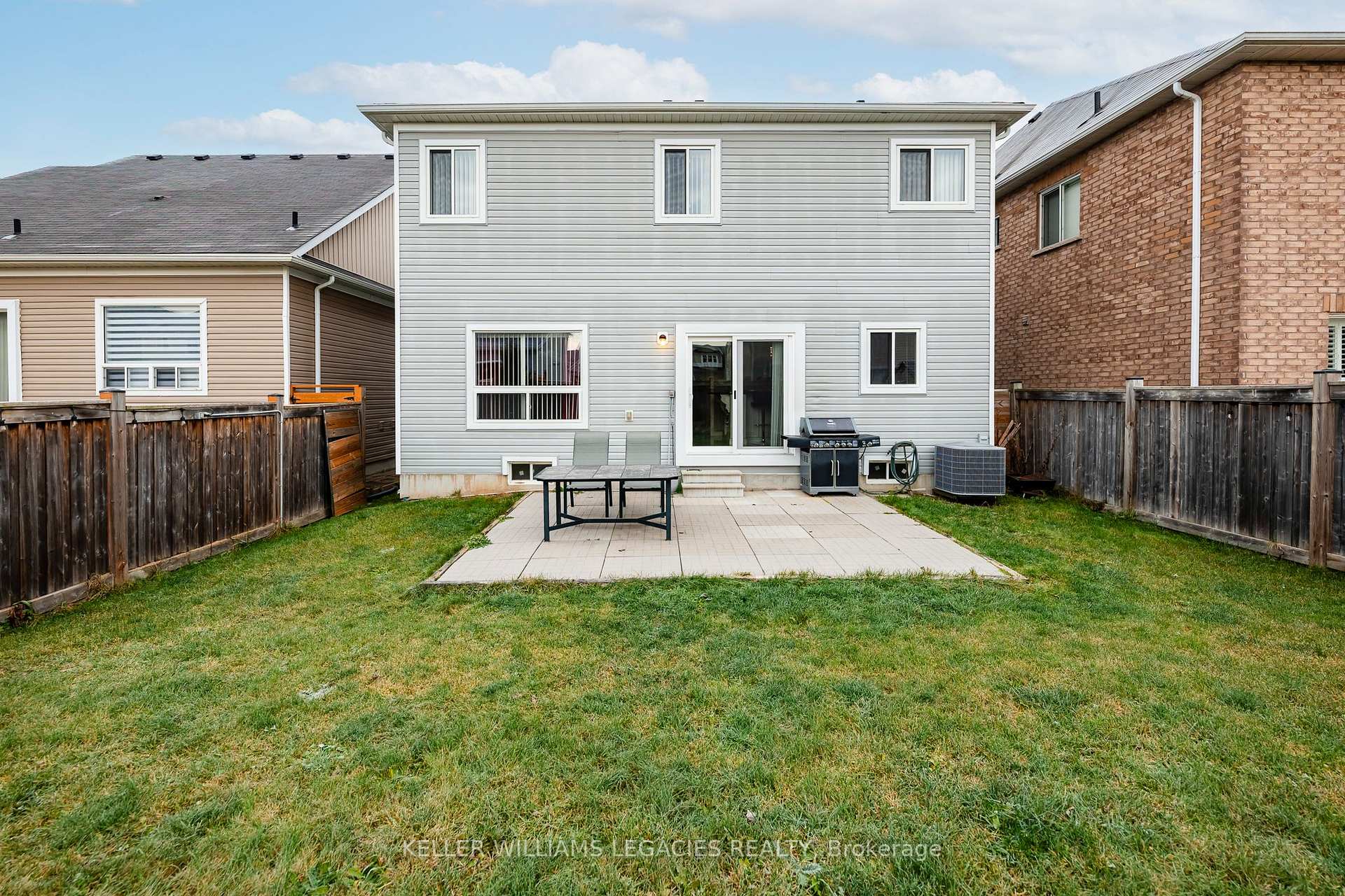 Photo 35 of 865 O'Reilly Crescent, Shelburne — HOMEH