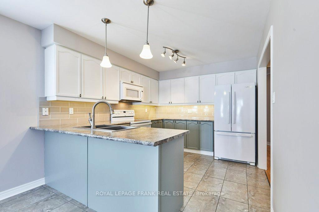 Photo 6 of 39 Steinway Drive, Scugog, Port Perry — HOMEH