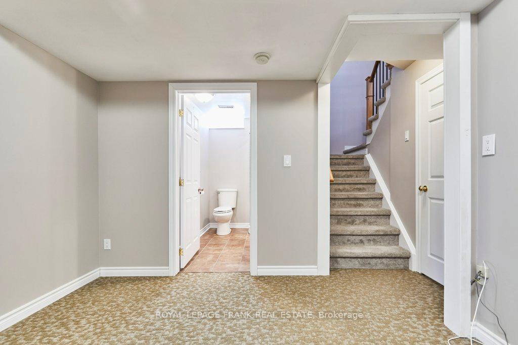 Photo 21 of 39 Steinway Drive, Scugog, Port Perry — HOMEH