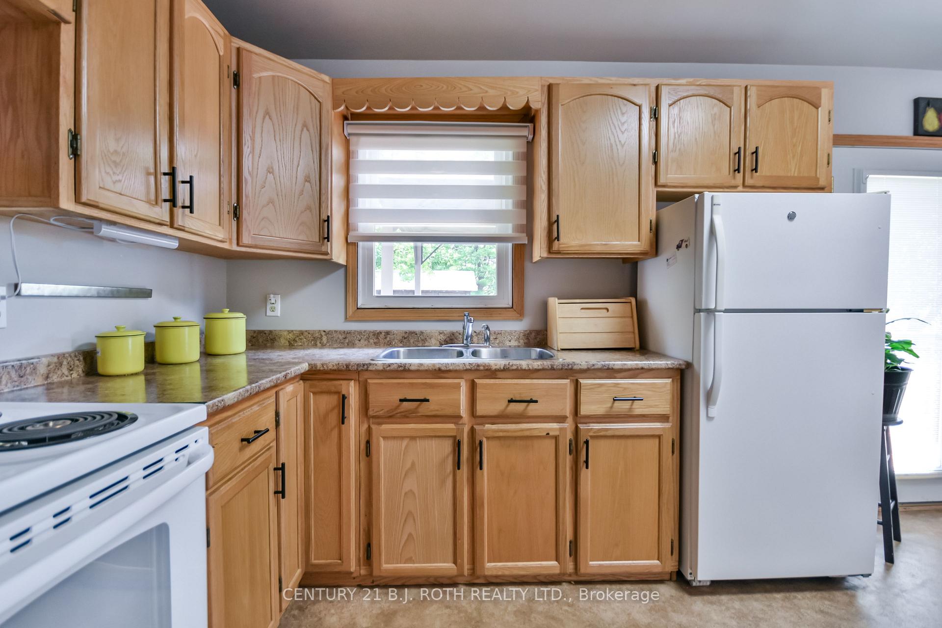 Photo 6 of 1039 Division Road E, Severn, Rural Severn — HOMEH
