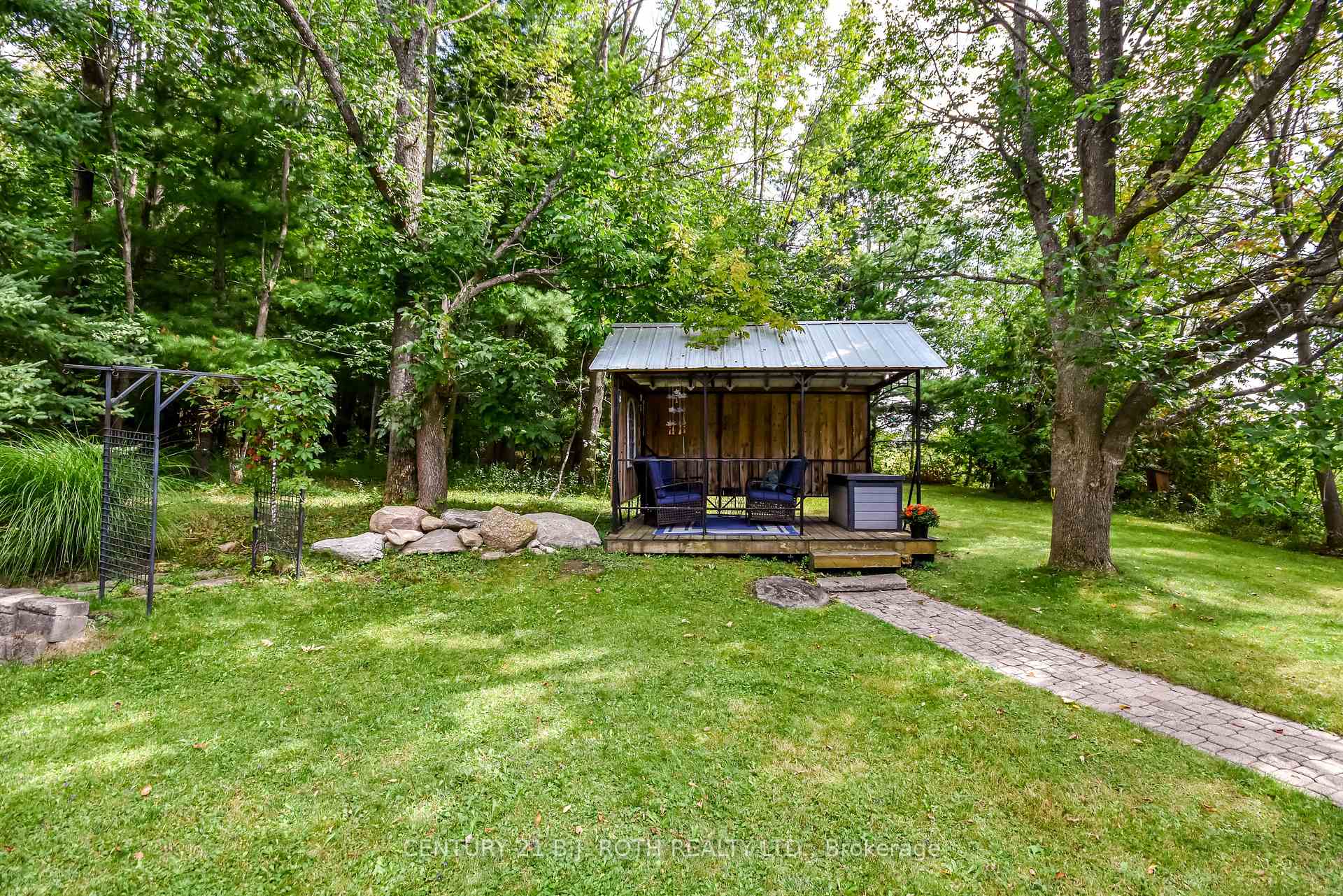 Photo 19 of 1039 Division Road E, Severn, Rural Severn — HOMEH